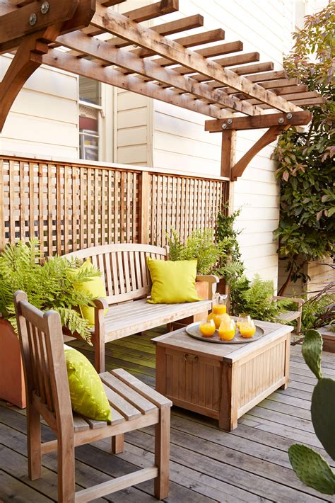 20 Covered Deck Ideas to Upgrade Your Outdoor Space