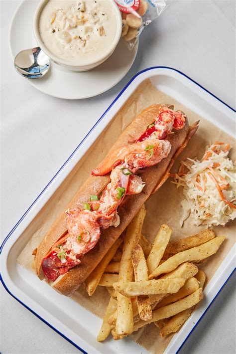 Legal Sea Foods in Dedham, MA - Hours & Locations