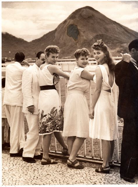 Ross Sisters - Flashbak