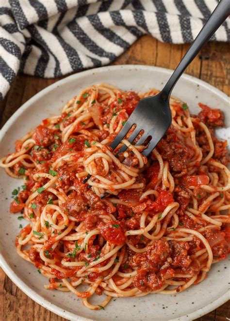 Spaghetti Sauce with Ground Beef - Barefeet in the Kitchen