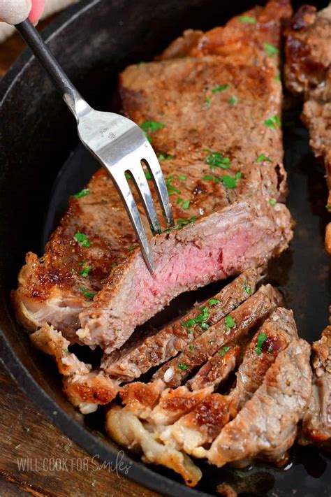 How To Cook A Juicy Steak In The Oven