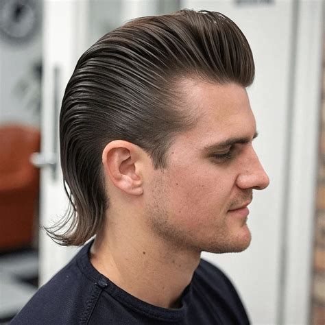 15 Best Modern Mullet Straight Hair Ideas for Men to Try
