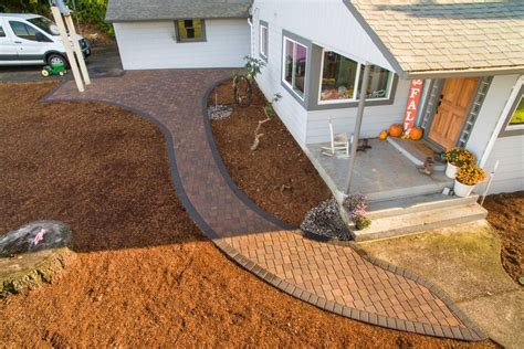 How To Lay Pavers For Curved Walkway at Joseph Cornwall blog