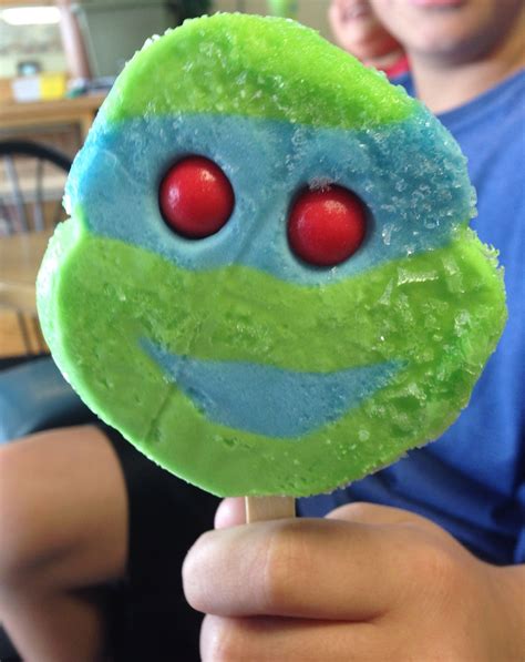 Ninja Turtle Leonardo Ice Cream Popsicle | Turtle ice cream, Easy diy ...