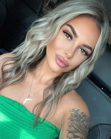 𝖫𝖺𝗎𝗋𝖾𝗇 𝖤𝗅𝗂𝗓𝖺𝖻𝖾𝗍𝗁 | my • happy • place 🏽🩵🤘🏽 | Instagram