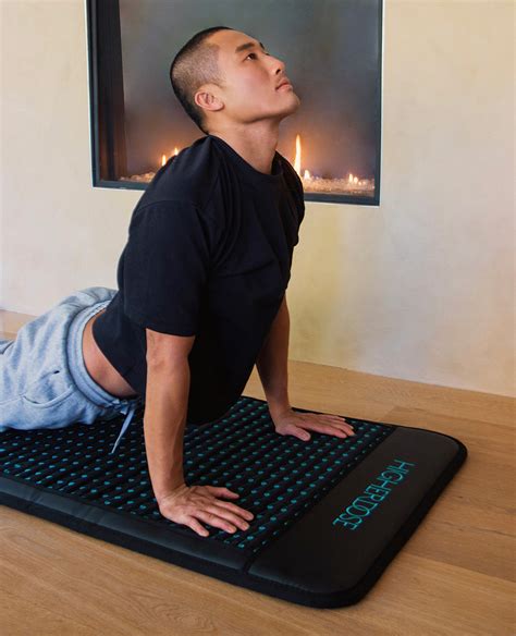 What is a PEMF Mat? PEMF Mat Benefits & Uses – HigherDOSE