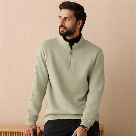 Difference Between Straight Fit Vs Regular Fit Vs Relaxed Fit – XYXX ...