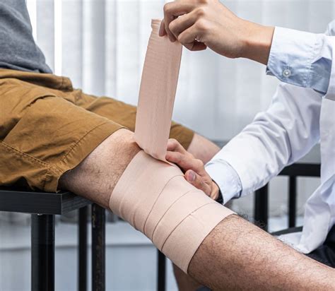 Recovering From a Knee Injury? Here's What you Should Know