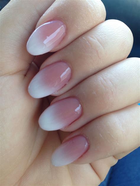 Oval nails | Oval nails, Oval nails designs, Green nails
