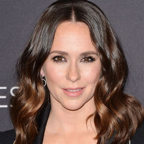 Jennifer Love Hewitt 2024 Biquini 9 1 1's Jennifer Love Hewitt Shares