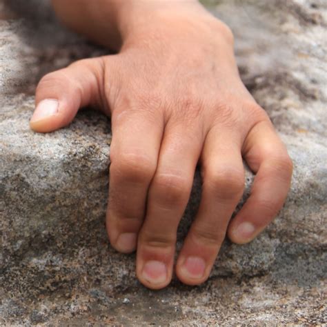 Hold On - Learn How to Sign