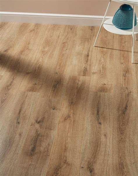 Super 7mm - Golden Oak Laminate Flooring | Direct Wood Flooring