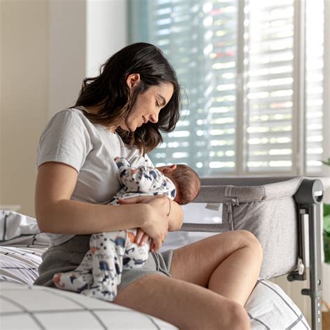 6-Week-Old Baby Feeding Guide – What to Expect – Dr Talbot's