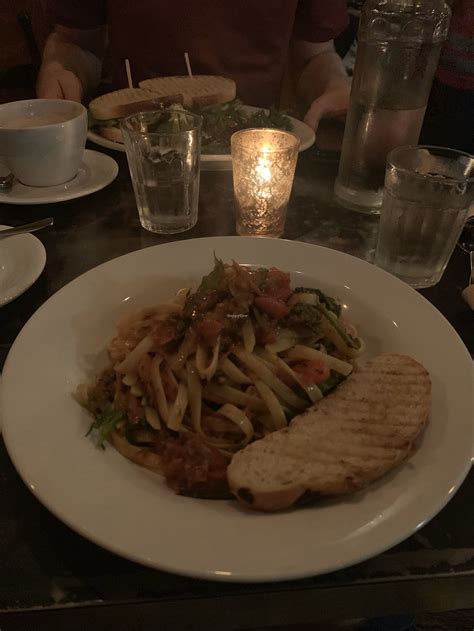 Freesoulcaffe - Tustin California Restaurant - HappyCow