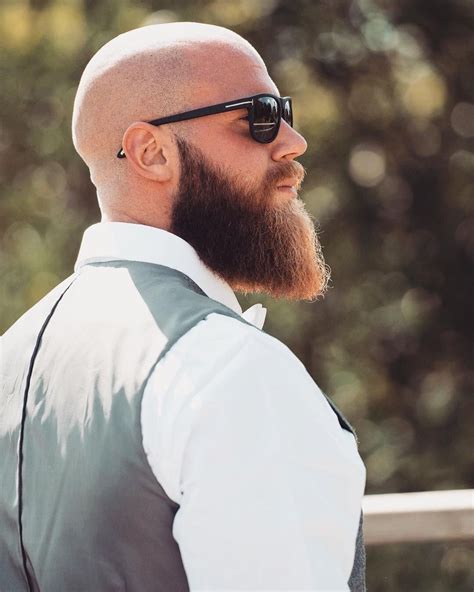 Bald & Bearded | Moda barba, Melhores estilos de barba, Careca com barba