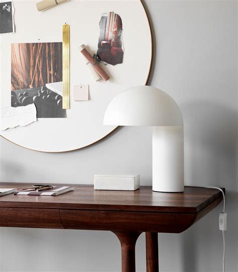Leery Table Lamp | Lighterior