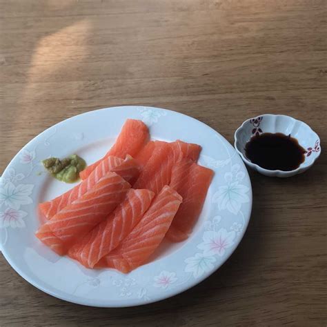 Salmon Sashimi Calories