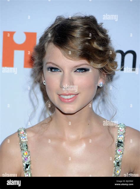 TAYLOR SWIFT - US singer and actress in January 2010 Stock Photo - Alamy