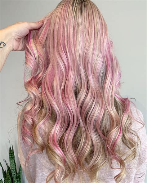 35 Beautiful Blonde Hair With Pink Highlights in 2023 - Hood MWR