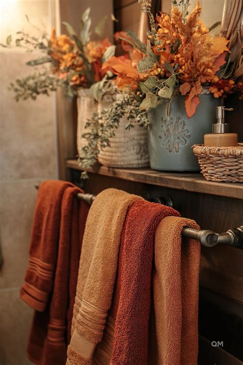 Elegant Bathroom Fall Wall Decor: Sophisticated Seasonal Styles | Fall ...