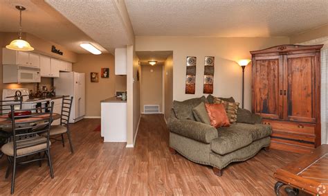 Trails of Elm Creek - 11444 Vance Jackson Rd San Antonio TX 78230 ...