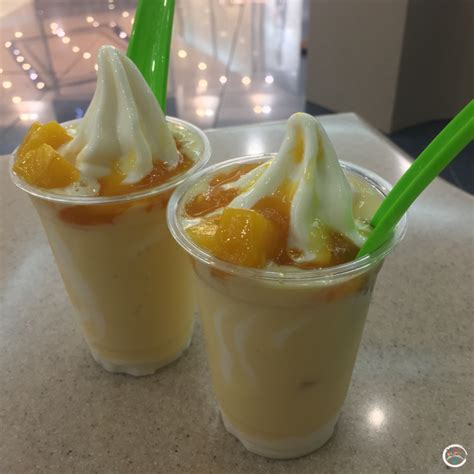 Llao Llao: An Experience That Starts In White And Is Filled With Colors ...