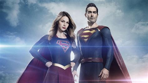 Supergirl & Superman: 4K Ultra HD Wallpaper Tribute