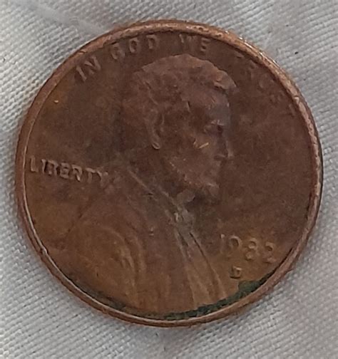 Possible 1982 D Small Date Penny? - Coin Community Forum