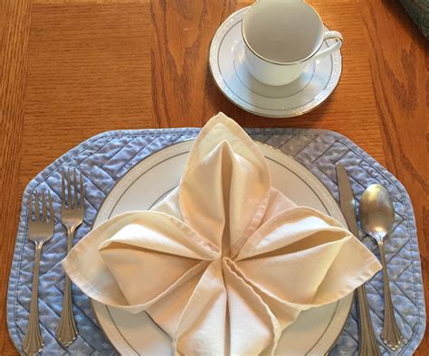 Paper Napkin Folding Designs at Bethany Lindrum blog