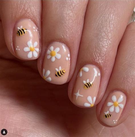 35+ Easy Spring Nail Design Ideas You'll Want to Copy - HubPages