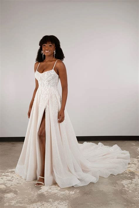 Sparkling Princess A-Line Wedding Dress with Sweetheart Neckline