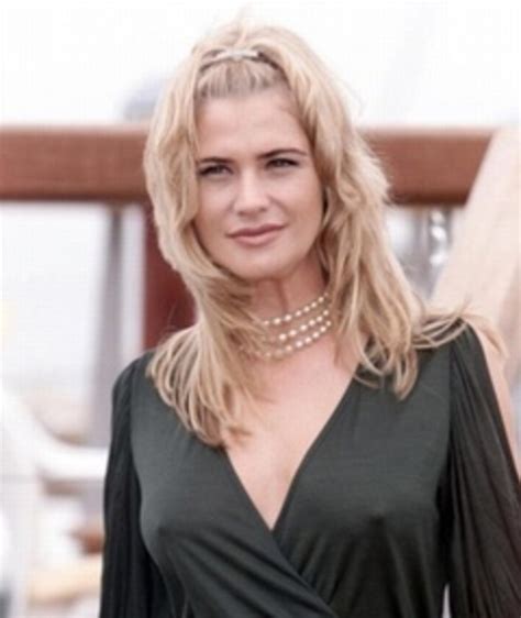 Kristy Swanson