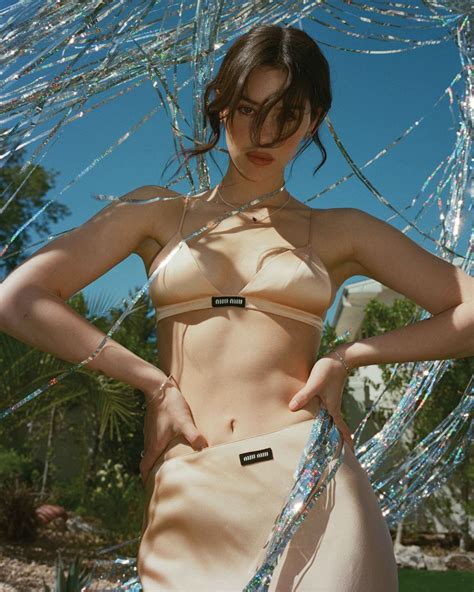 GRACIE ABRAMS for Flaunt Magazine Issue 187: The Critical Mass Issue ...