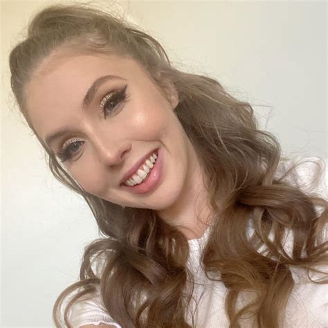 Who Is Lena Paul Wiki, Age, Height, Weight, Measurements, Boyfriend ...