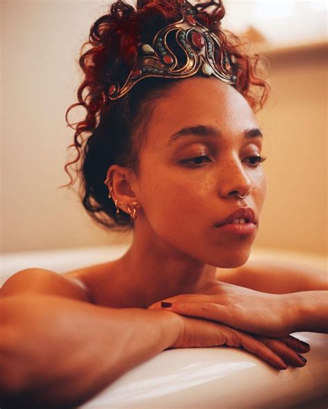FKA Twigs Nude And Sexy (58 Photos + Videos) | #The Fappening