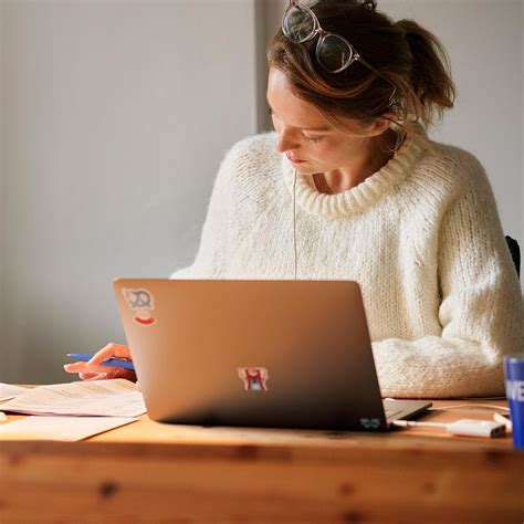 Navigating how to work with a remote sales and marketing function? Us ...