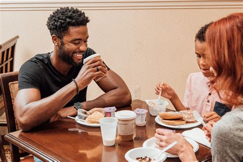 Ann Arbor's Hotel for Families | Ann Arbor Regent Hotel & Suites