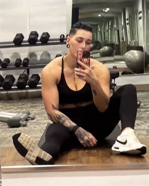 Le Catch, Ava Devine, Nfl 49ers, Dress Design Drawing, Raw Women's Champion, Curvy Girl Lingerie ...