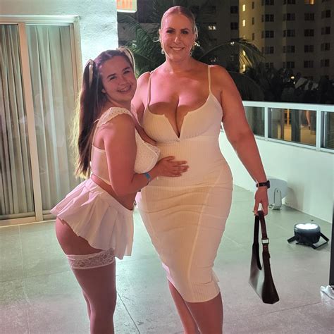 Lila Lovely . : r/samespecies