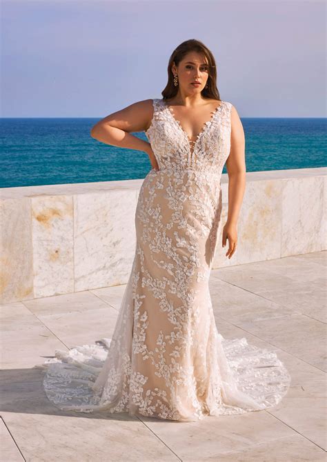 Pronovias - Patsy's Bridal Boutique