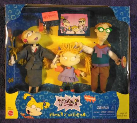 NiCKELODEON RUGRATS ANGELICA'S FAMILY DOLLS FIGURES PLAY SET