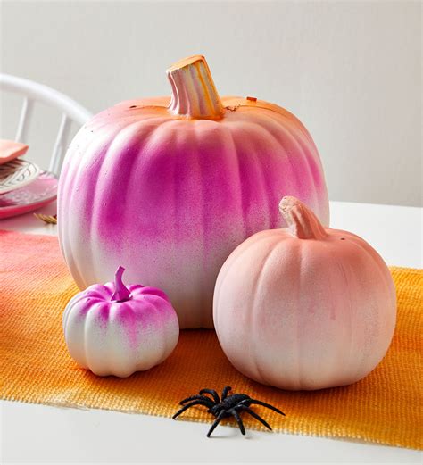 46 Easy Pumpkin Painting Ideas for Fall Decorations