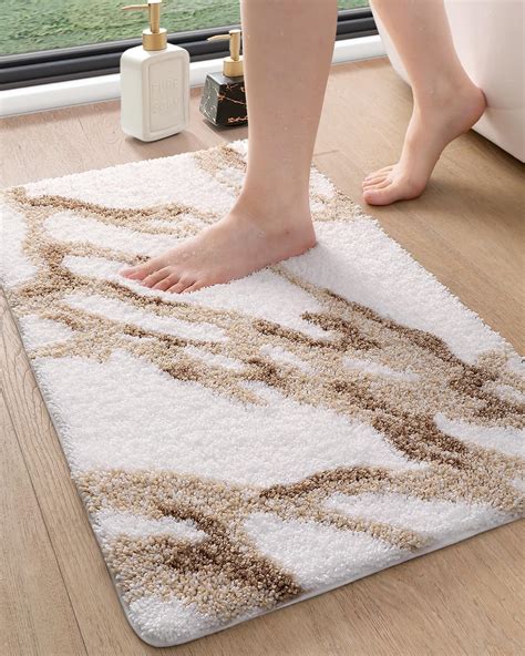 Amazon.com: DEXI Soft Plush Bathroom Mat, Non Slip Washable Bath Rug ...