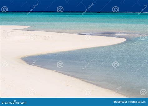 Landscape View of Nude Island in Aitutaki Lagoon Cook Islands Stock Image - Image of pacific ...
