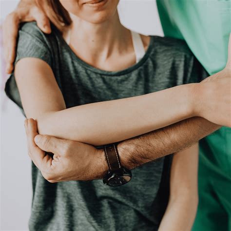 Average Physical Therapist Salary 2026: Pay Insights