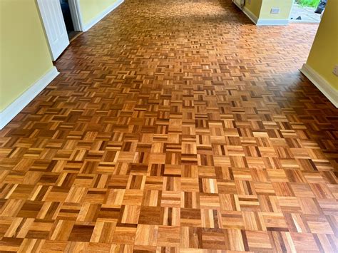 The Timeless Elegance of Natural Grade Mahogany Parquet Five Finger ...