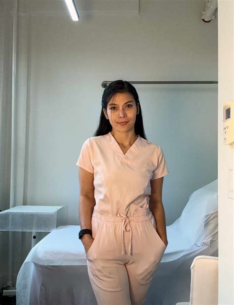 Hell's Kitchen, NY, Massage Therapists - page 2 of 6 - Massagefinder.com