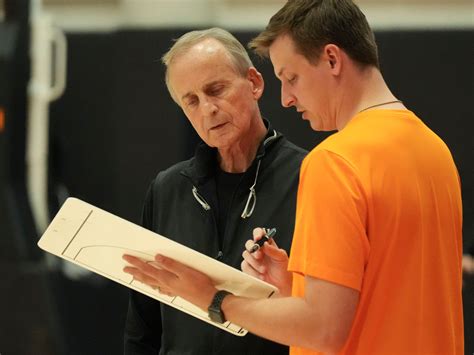 Why Rick Barnes says Tennessee basketball is lucky to have Ja'Kobi ...