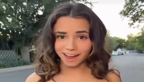 Jameliz Benitez Smith Net Worth, Age, Height, Weight, Family, Bio/Wiki ...