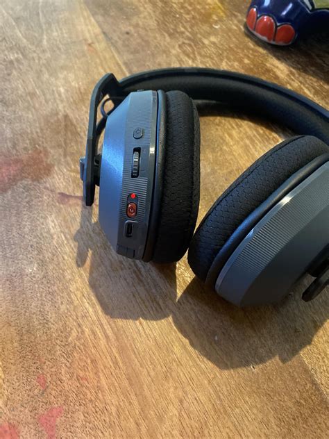 Rig 600 rx pros red light : r/Headsets